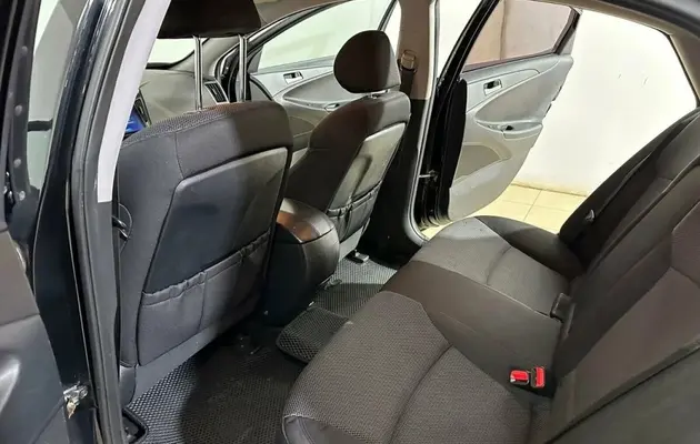 Hyundai Sonata, фото №11