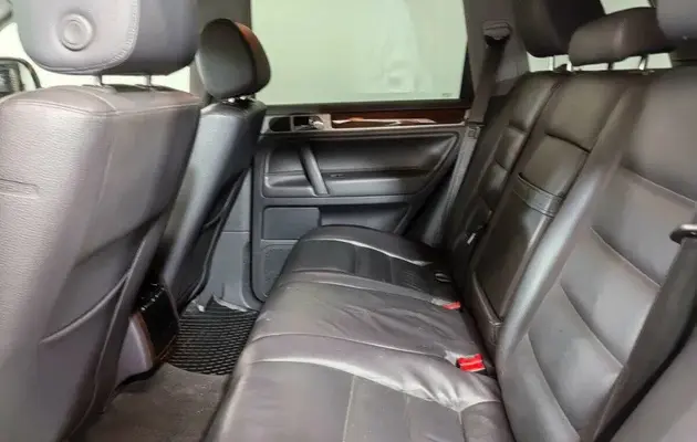 Volkswagen Touareg, фото №9
