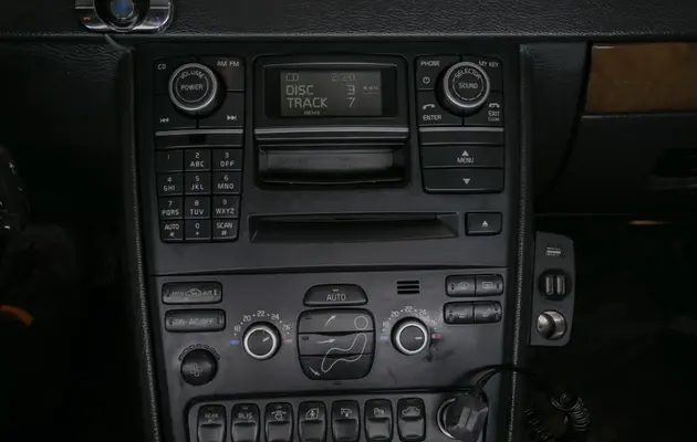 Volvo XC90, фото №13