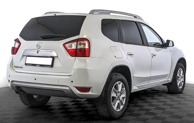 Nissan Terrano, фото №2