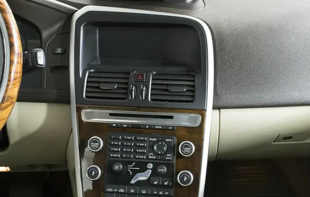 Volvo XC60, фото №11