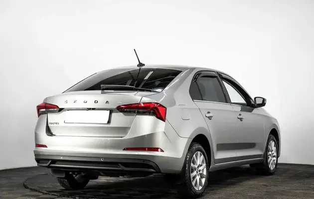 Skoda Rapid, фото №2