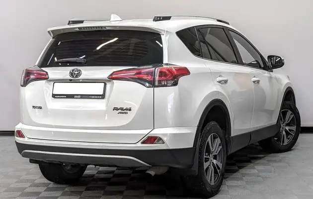 Toyota RAV4, фото №2