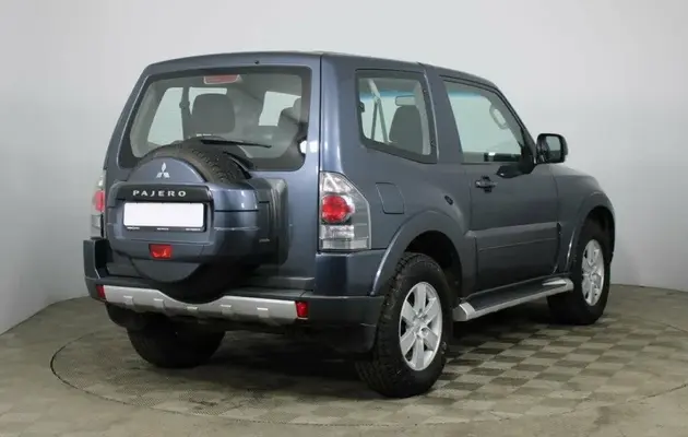 Mitsubishi Pajero, фото №2
