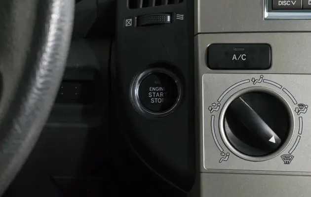 Toyota Corolla Verso, фото №11