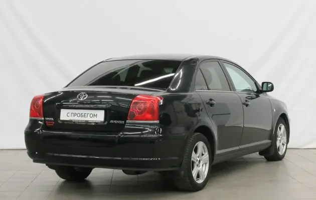 Toyota Avensis, фото №2