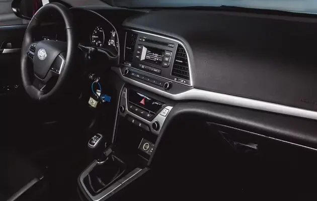 Hyundai Elantra, фото №7