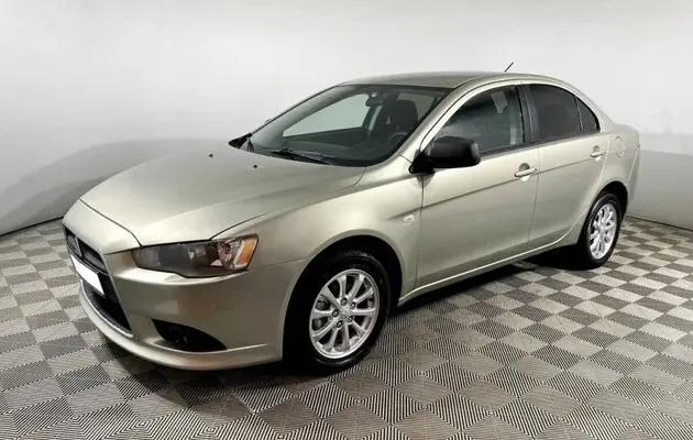 Mitsubishi Lancer, фото №1