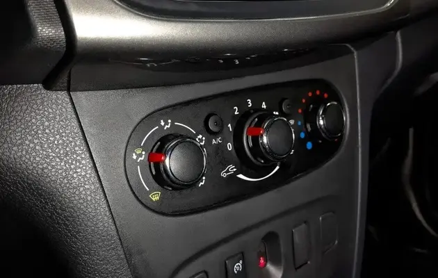Renault Sandero, фото №12