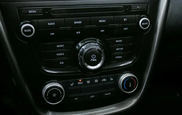 FAW Besturn X80, фото №10